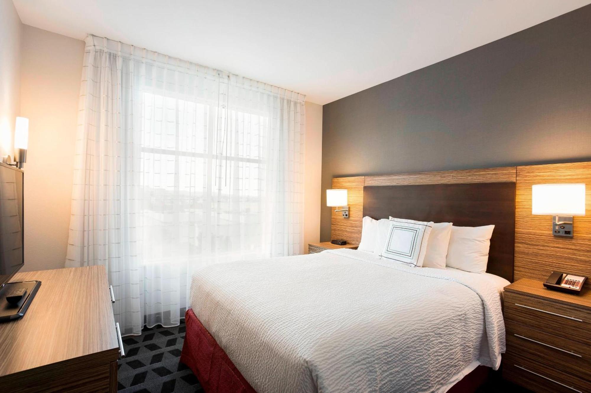 Towneplace Suites By Marriott San Mateo Foster City Exteriör bild